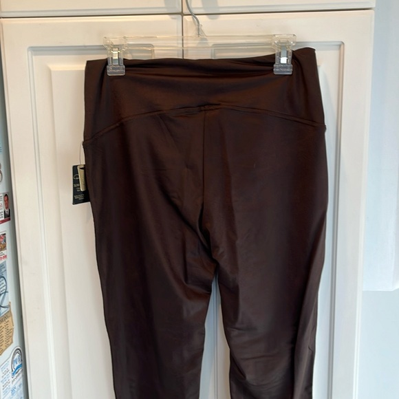 DG2 Leggings Large NWT - Picture 1 of 9